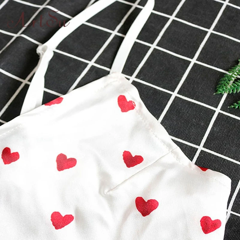 Женская атласная пижама ArtSu атласное Бюстье и шорты с принтом в виде сердца из 2