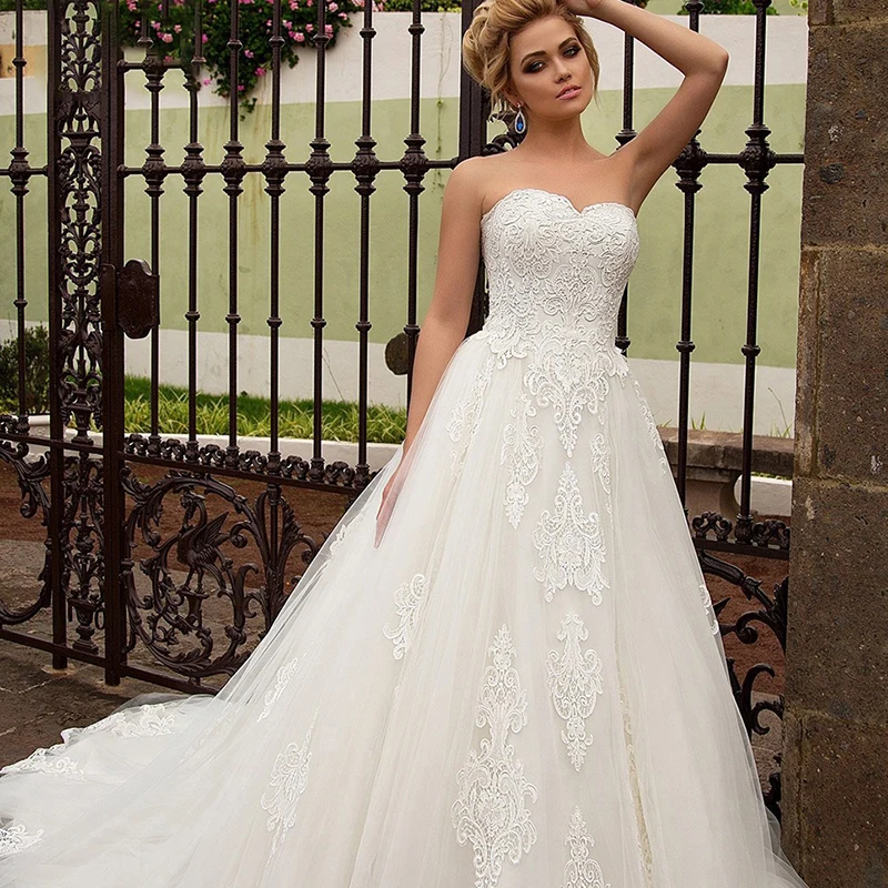 

Simplicity Real Photo Appliques Vintage White Bride Gowns 2021 Vestidos De Noiva Bridal Gown Plus Size Strapless Back Lace Up
