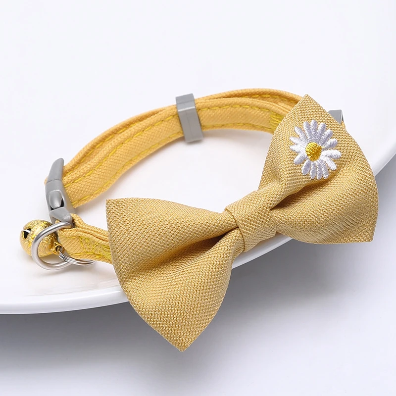 

New Fashion Simple Cute Pet Cat Casual Collar Plain Color Quilted Embroidery Bow Single Collar Jewelry Cat Collar Pet Supplies