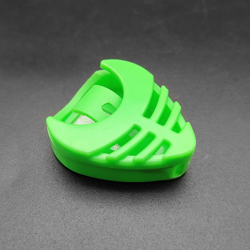 Мульти Цвет гитары Палочки держатель из АБС пластика в форме сердца Gutiar s Чехол ra