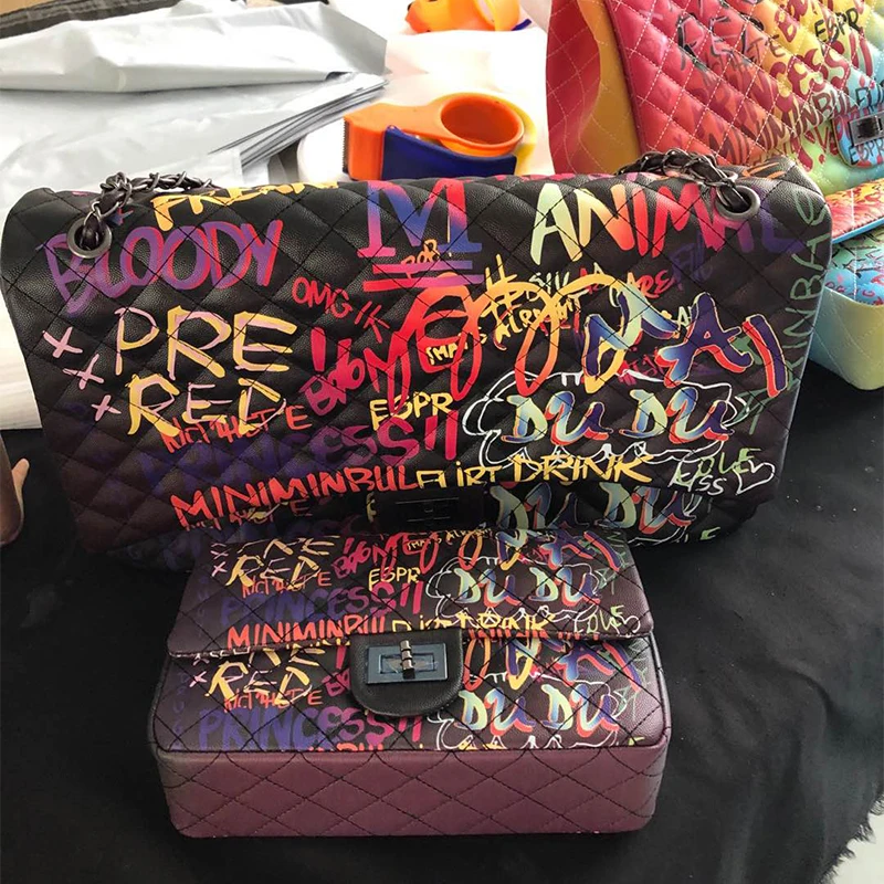26 см среднего размера красочная Радужная сумка с граффити для женщин 2019