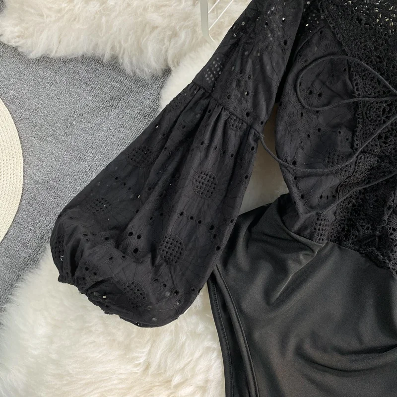 Женское кружевное боди с вырезами Осеннее открытыми плечами и длинным