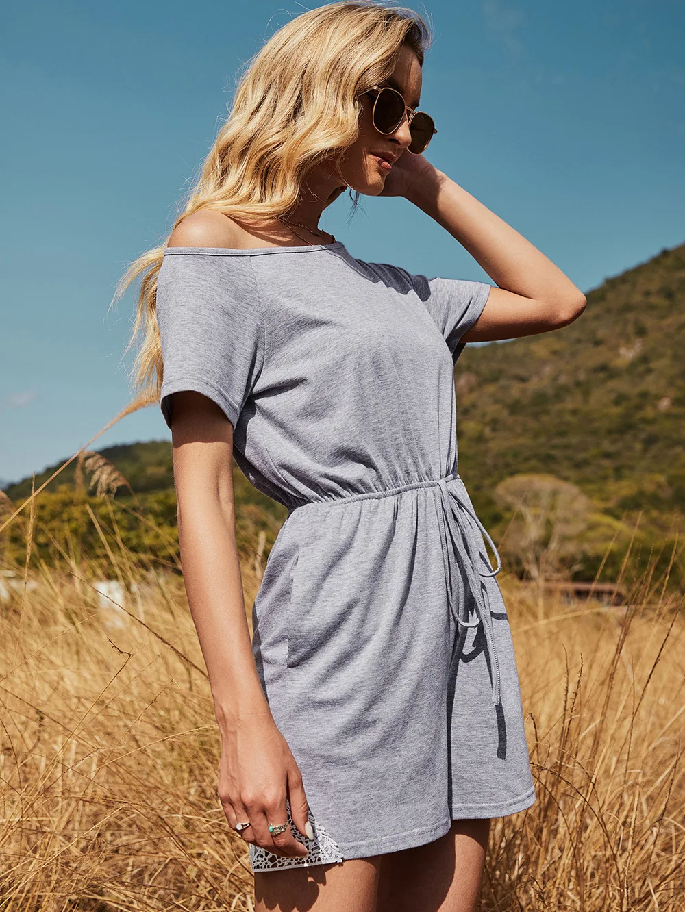 

European and American women's 2021 summer new products fresh and sweet oblique shoulder waist lace stitching jumpsuit women