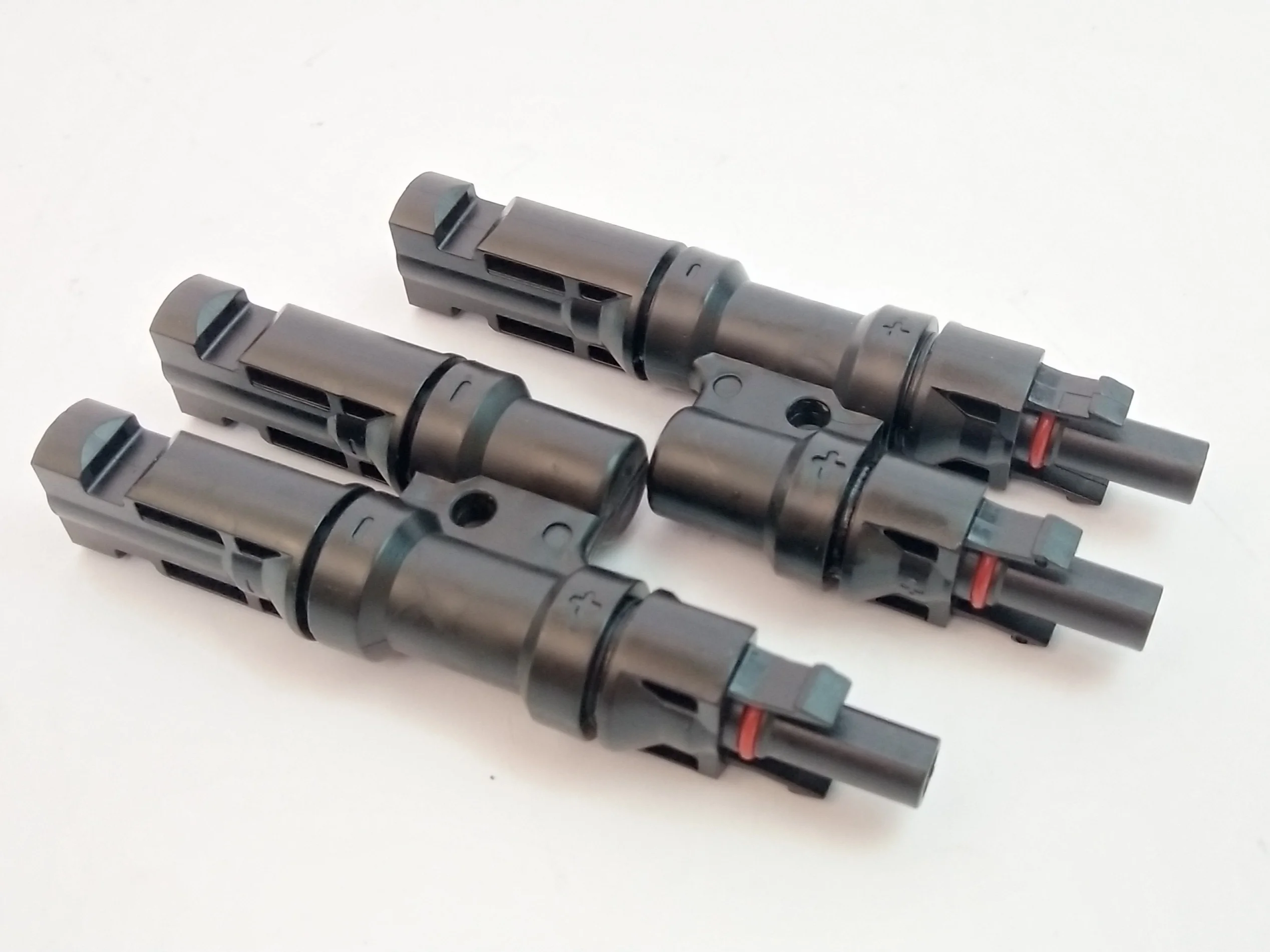 200 парт/лот x Солнечный коннектор мульти T образный для подключения солнечной