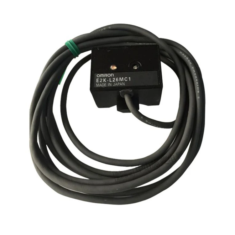 

E2K-L13MC1 liquid level close to the sensor square electrostatic capacity type non-shielded type can detect liquid new original