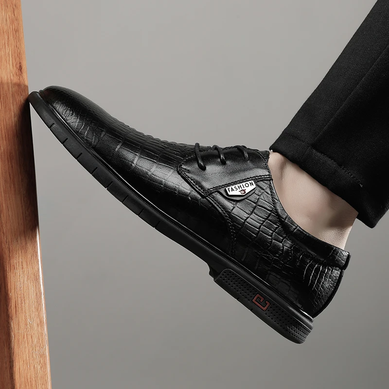 

Casual Sneakers Men Casual Sports Shoes 2020 New Men Breathable Black Zapatos Informales De Hombre Sapato Shoe Man Fashion