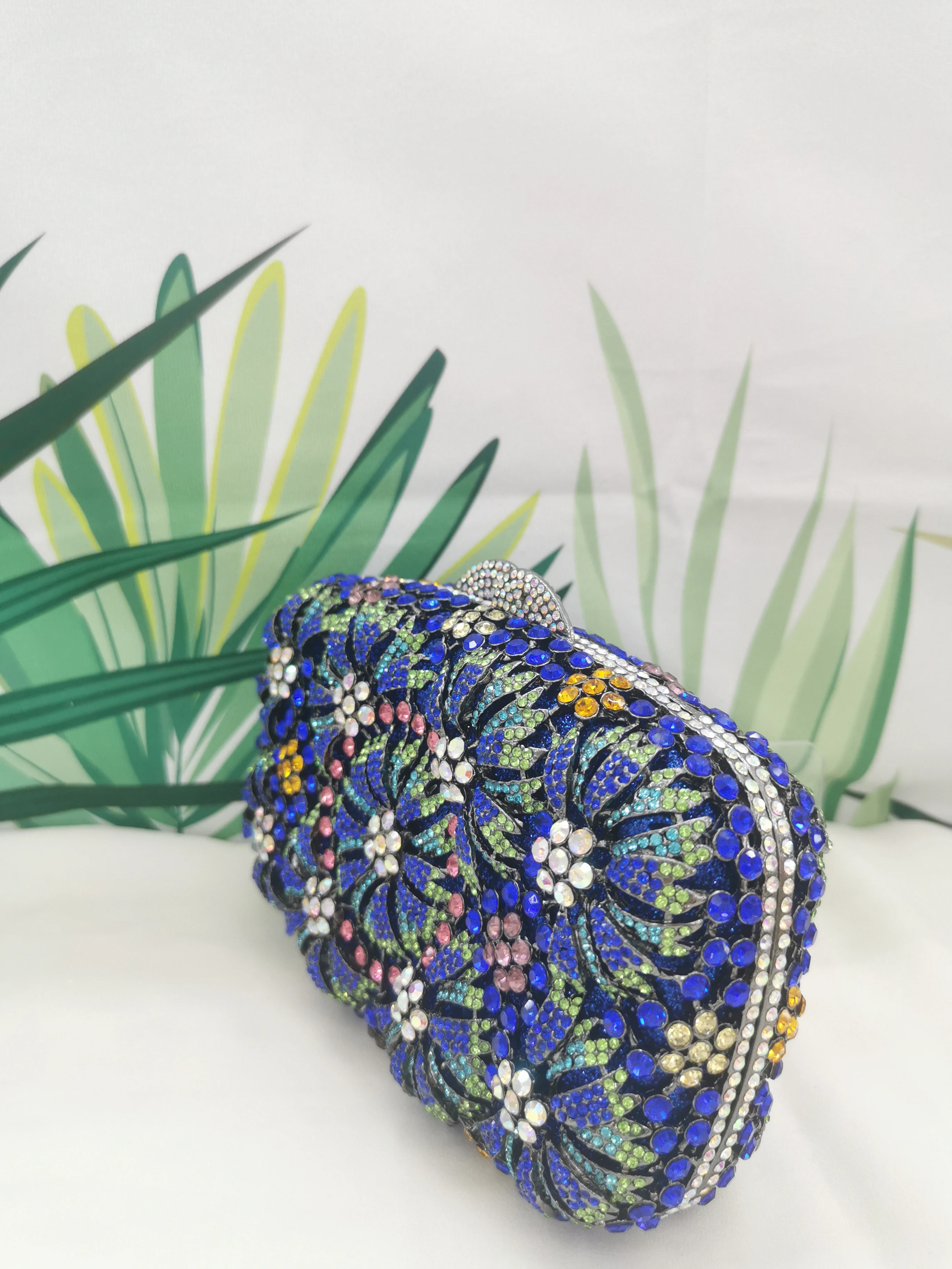 

XIYUAN // Minaudiere