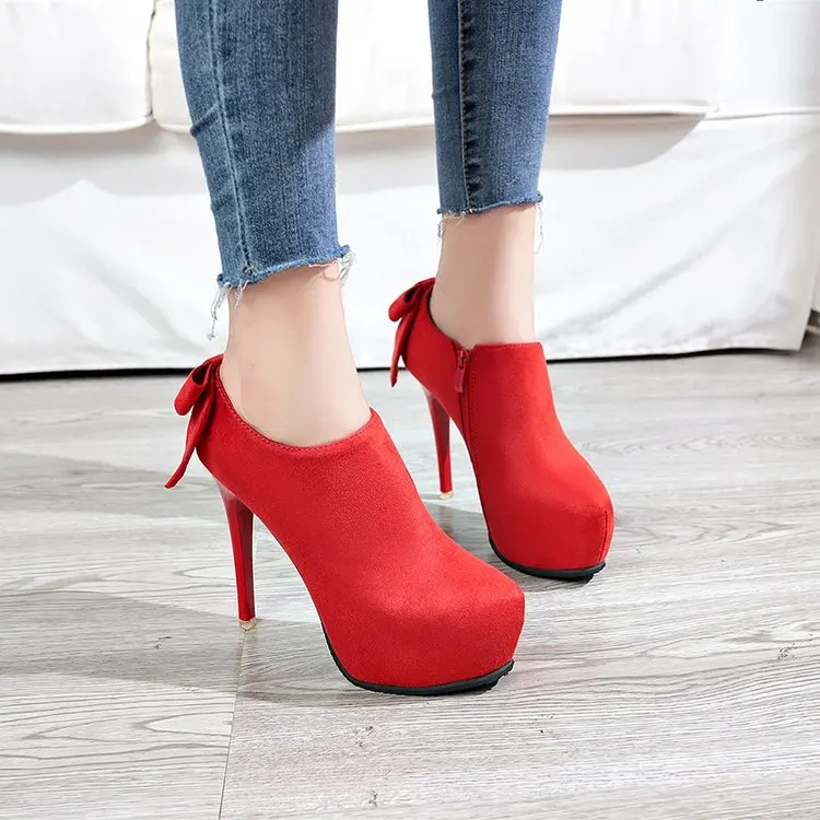 Туфли на очень высоком каблуке-шпильке изящные свадебные пикантные женские