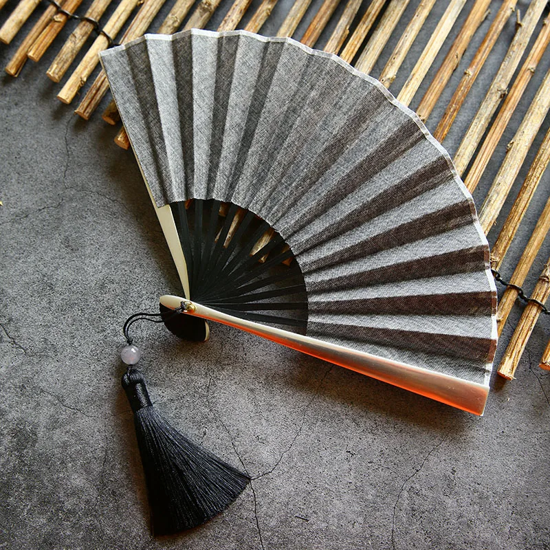 

Chinese Style Hand Fold Fan Black Vintage Folding Decoration Crafts Decorative Fans Abanicos De Madera Home Decoration BA60SZ