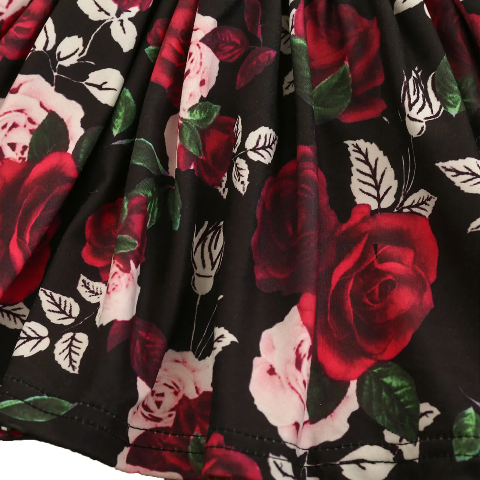 

Summer Baby Girl Clothing Set Flying Sleeve T-shirt and Flower Print Suspender Skirt and Headwear Three-piece Suit