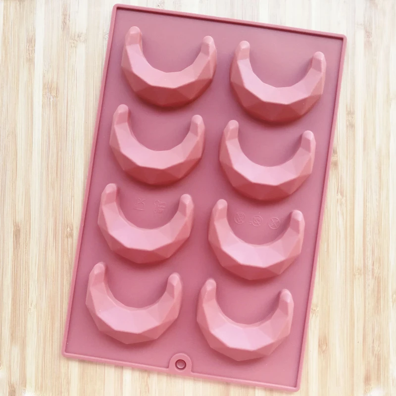 

3D Diamond Moon Shape Silicone Baking Molds Rubber Candy Chocolate Mold Fondant Mold Baked Cake Decorating Tools Ice Cubes Tray