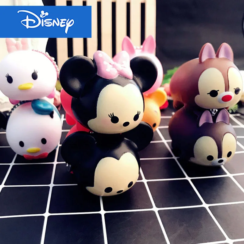 

Disney Cute Cartoon Didele Doll Car Key Chain Creative Mickey Mouse Donald Keyring Duck Couple Bag Ornaments Wholesale Keychain