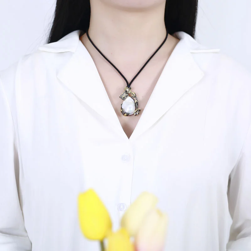 

Leouerry 925 Sterling Silver Big Pearl Pendant Vintage Distressed Lotus Flowers Natural Baroque Pearl Pendant for Women Jewelry