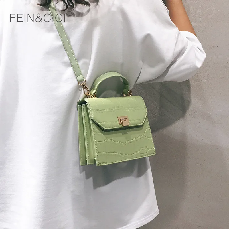 Модная сумка для женщин мессенджер с клапаном женская из кожи аллигатора принтом