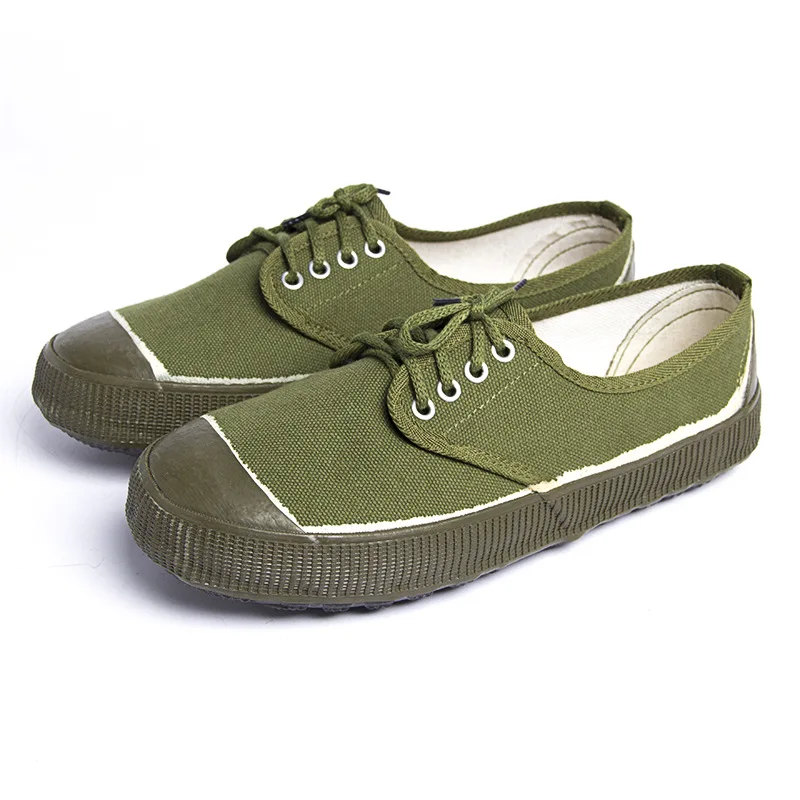 

The new shoes to help low round site for training field mountaineering wear rubber canvas shoes men
