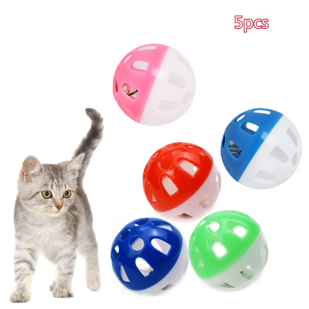 Игрушки для кошек, мяч-погремушка для жевания, пластмассовый мяч с колокольчиком, интерактивные игрушки для тренировки кошек, товары для до...