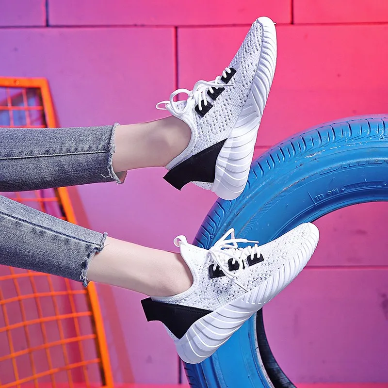 

Breathable Air Mesh Patchwork Sneakers Vulcanized Shoes Woman Flats Lace Up Light Casual Shoes Comfortable Plus Size Women Shoes