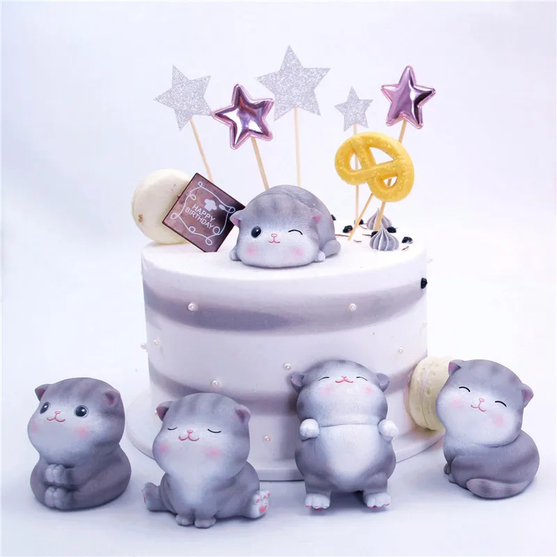 

Creative Resin Crafts Cute Cat Cake Baking Car Decoration Ornaments for Children's Birthday Gifts