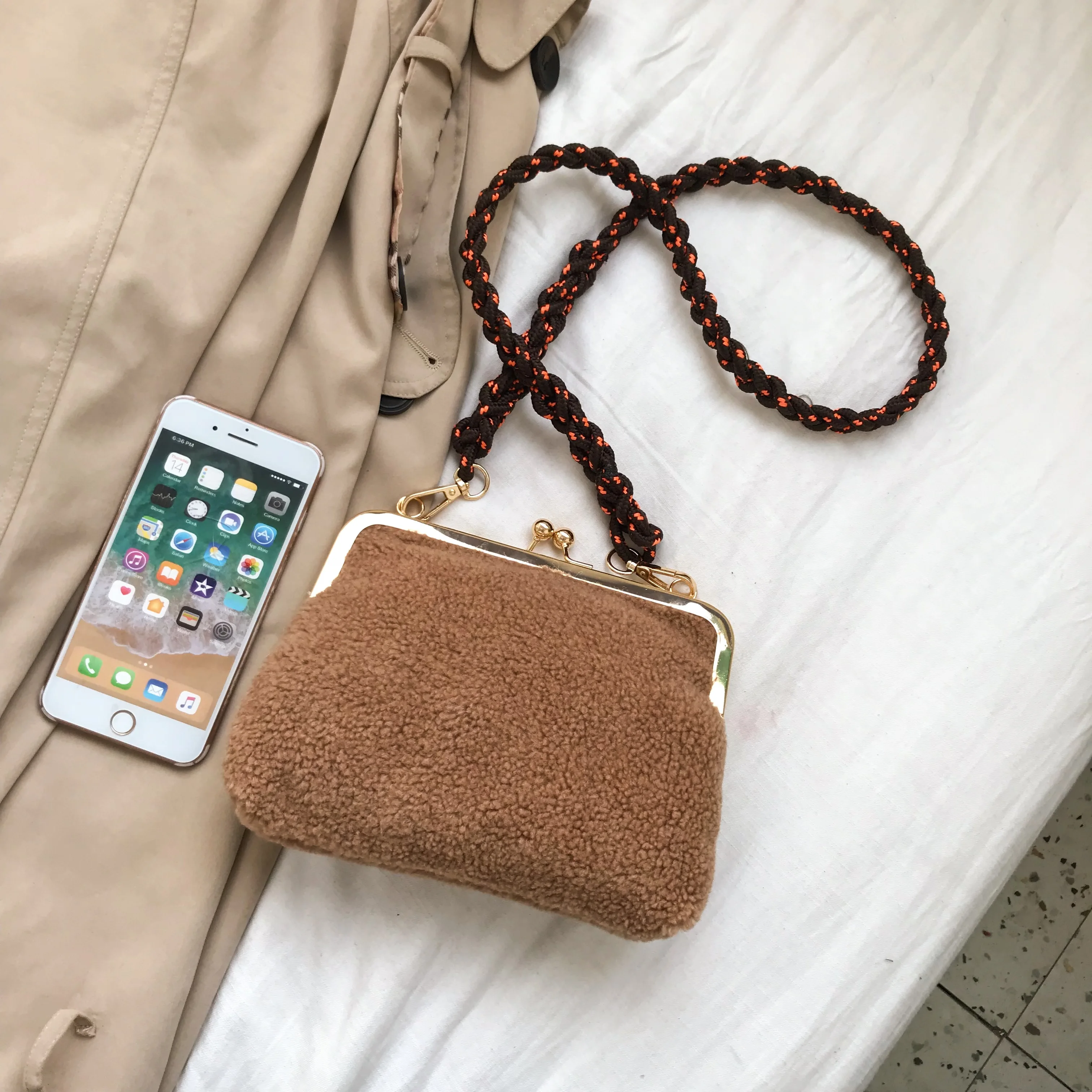 Маленькая шерстяная вечерняя сумка для ужина новинка 2019 Модный женский клатч