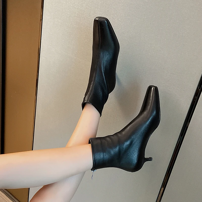 

2021 Autumn Thin Heels Pumps for Women Genuine Leather Pointed Toe Ankle Boots Back Zipper Wedding Party Boots Boots