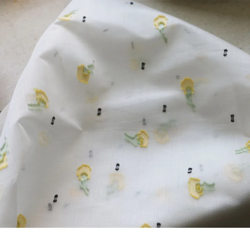 

140 см ширина корейский ветер красивый цветок процесс вырезания маленькими желтыми миньонами полупрозрачный Феи летняя рубашка платье Модн...