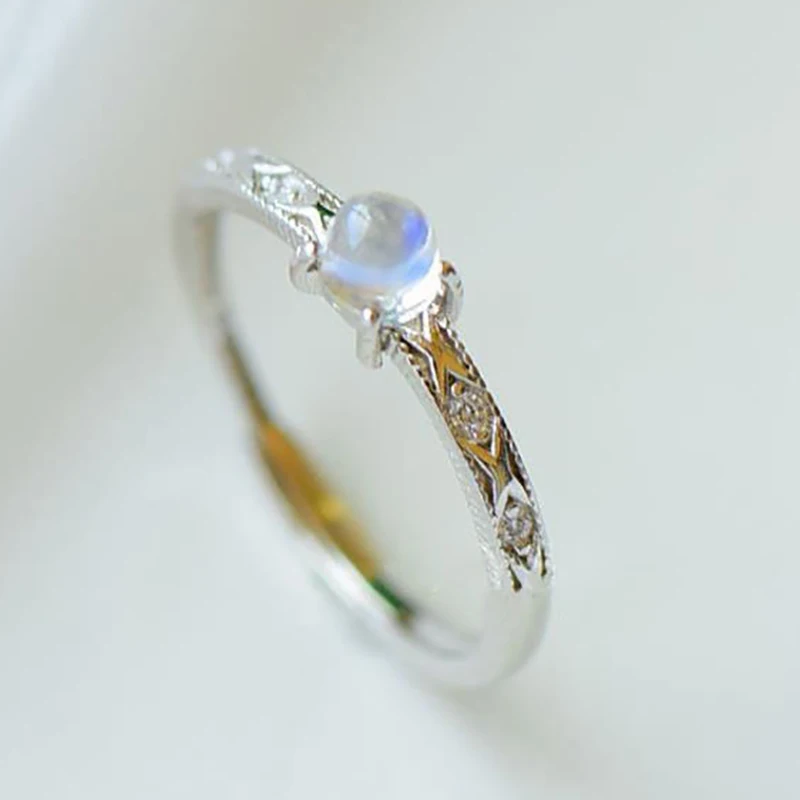 

Оригинальное открытое регулируемое кольцо с инкрустированным лунным камнем, компактное очаровательное серебряное женское кольцо в китайс...