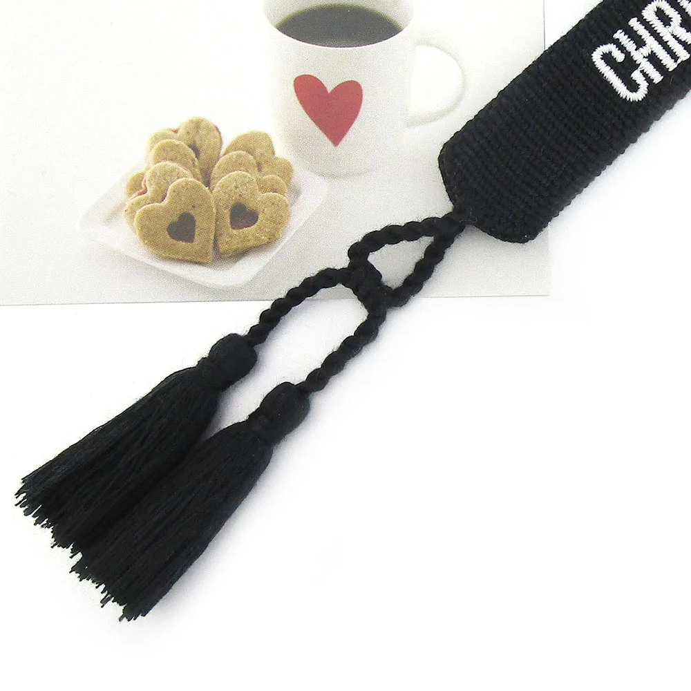 

2021 New European And American Romantic Amorous Feelings Embroidery Retro Lovers Bracelet