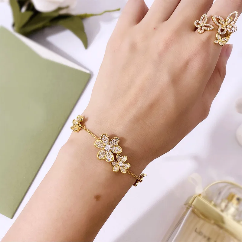 

Full Cubic Zircon Setting Flower Women Bracelet New Fashion Rose Gold Color AAAAA Stone Shining Luxury Girls Gift Jewelry