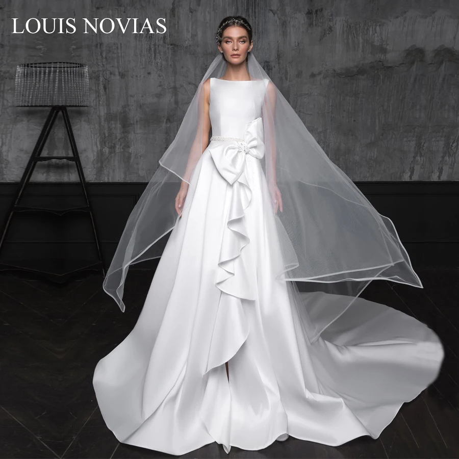 Женское атласное платье с бабочкой Louis Novias черное винтажное без рукавов