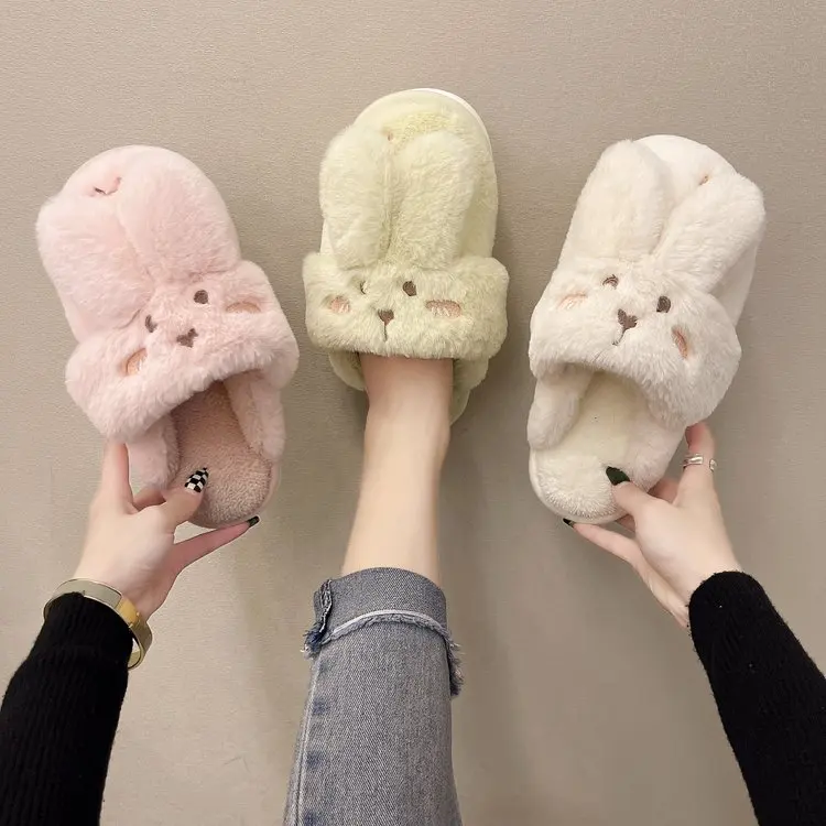 

New Kawaii Bear Winter Women Home Slippers For Indoor Bedroom House Soft Bottom Cotton Warm Shoes Adult Guests Flats