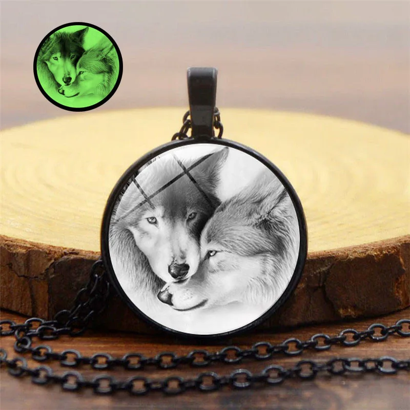 Светящееся ожерелье с кулоном женское мужское модное светящееся в темноте