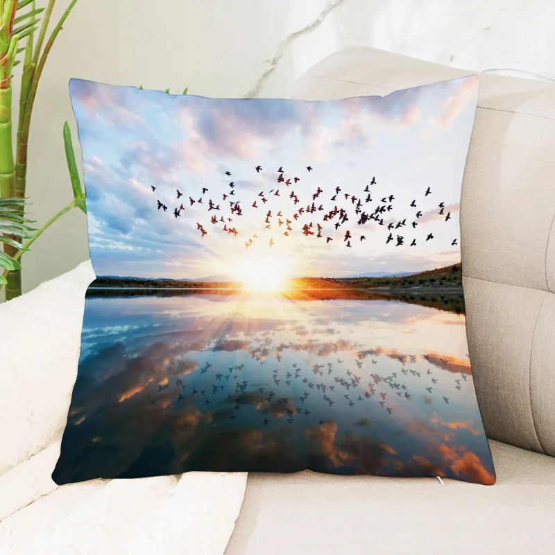 Подушка плюшевая в виде птицы 45 х45 см|Наволочки| |