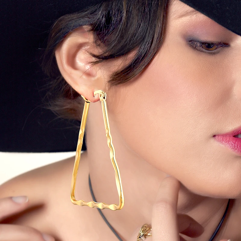 

New Embossing triangle Drop earrings Stainless steel simple Ear jewelry Cute Women‘s pop Metal Big Ear ring for girls gifts 2020
