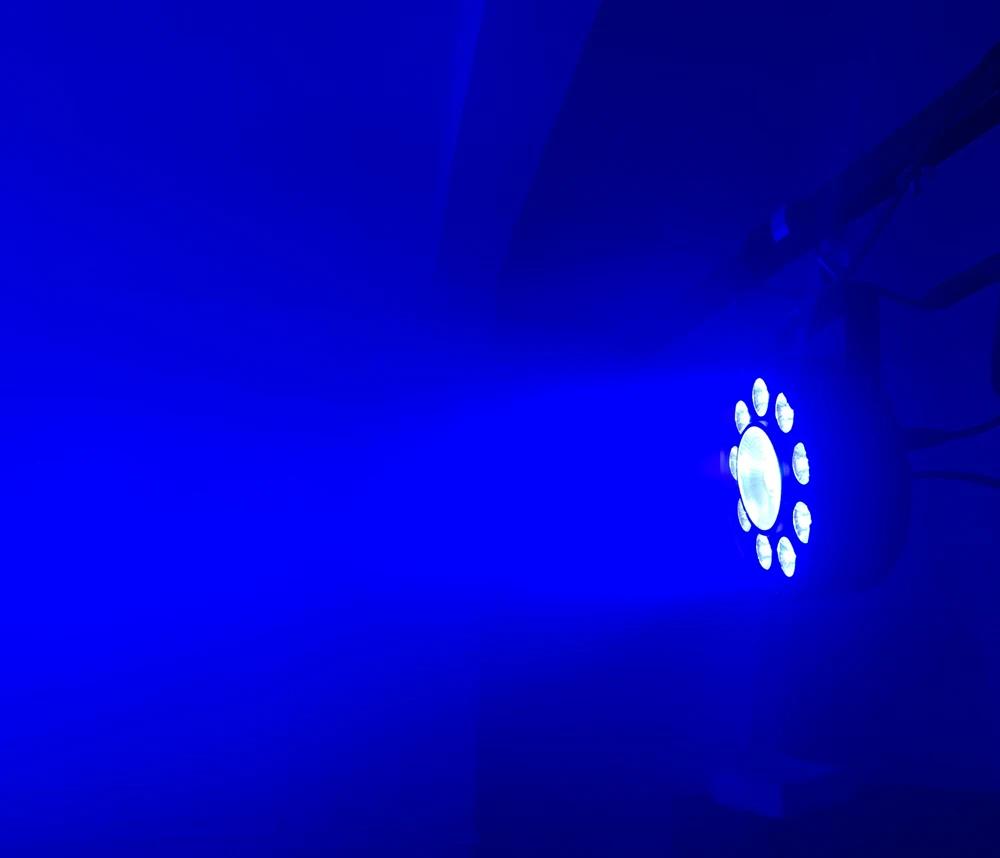 Светодиодный прожектор с беспроводным управлением сцсветильник дистанционным 2