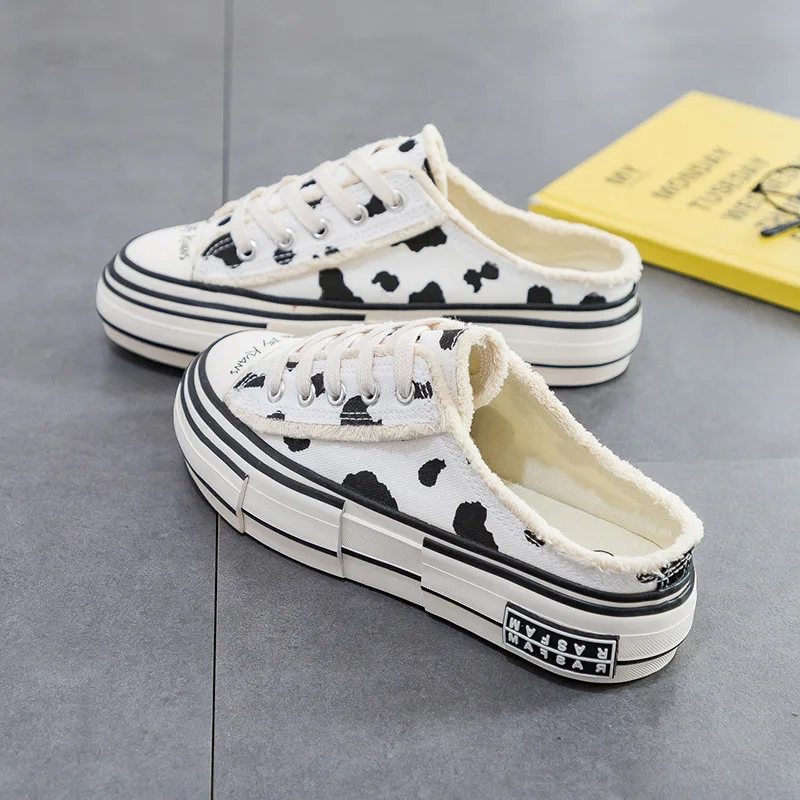 Кроссовки женские с коровьим принтом повседневная обувь на шнуровке толстой