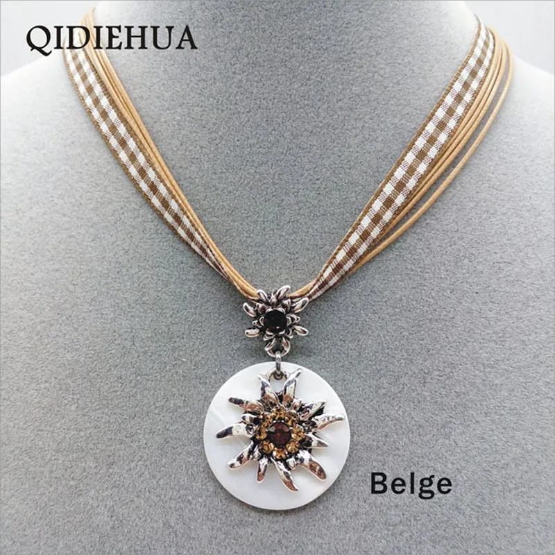 

Fashion Crystal Flower Necklace Pendant Natural Shell Necklace Rope Chain Edelweiss Necklace Collar Necklace Jewelry Wholesale
