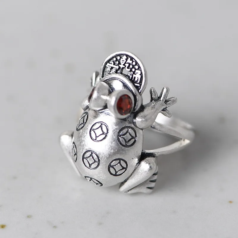 

Кольцо женское из серебра 925 пробы, с фианитами