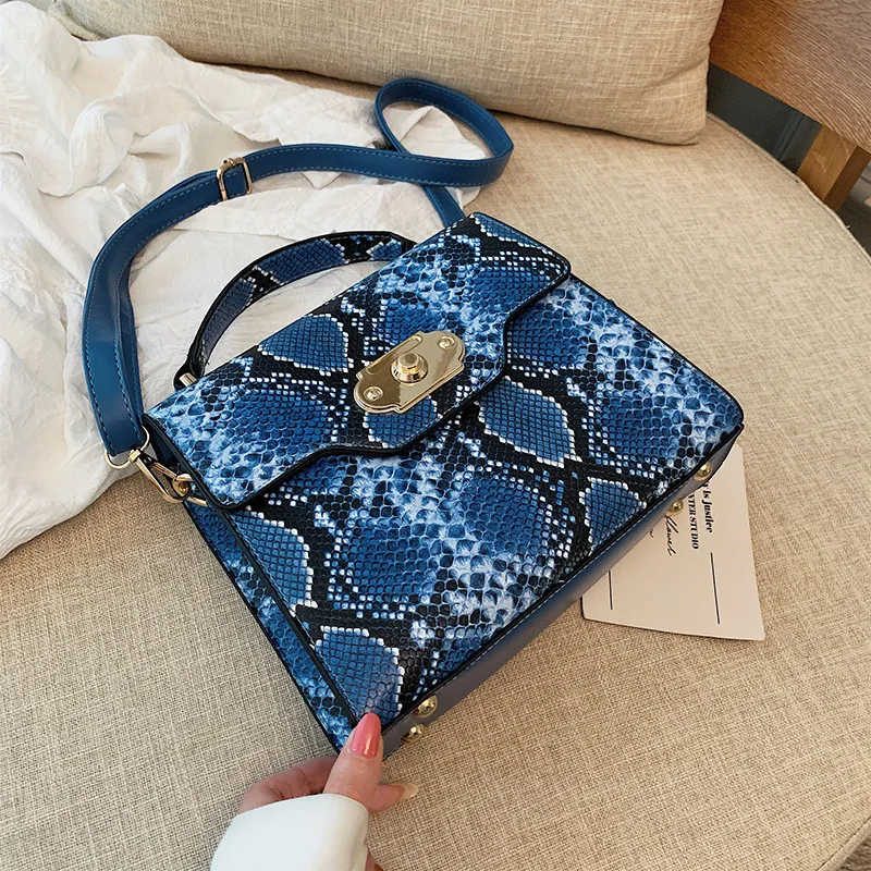 2019 женская новая модная сумка-книжка со змеиным принтом с одним плечом и
