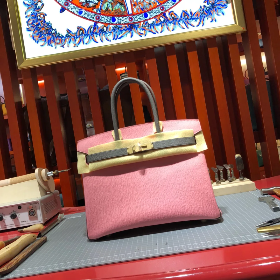 

Handmade Customized Brand Handbag 25CM,Design Purse,Luxury BAG,2tones,Epsom Leather, Wax line stitiching,By order only