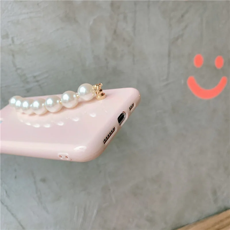 

For iPhone 12 11 Pro Max Cute Pearl Chain Wrist Band Phone Case For iPhone X XR XS Max 7 8 Plus Mini Back Cover Coque Funda