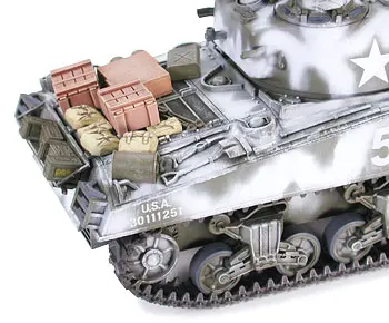 Tamiya масштаб 35251 1/35 американский Средний Танк M4A3 Sherman 105 мм гаубивающий дисплей