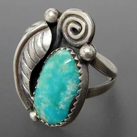 vintage trendy leaves shape green artificial stone ring for women party anniversary banquet jewelry gift