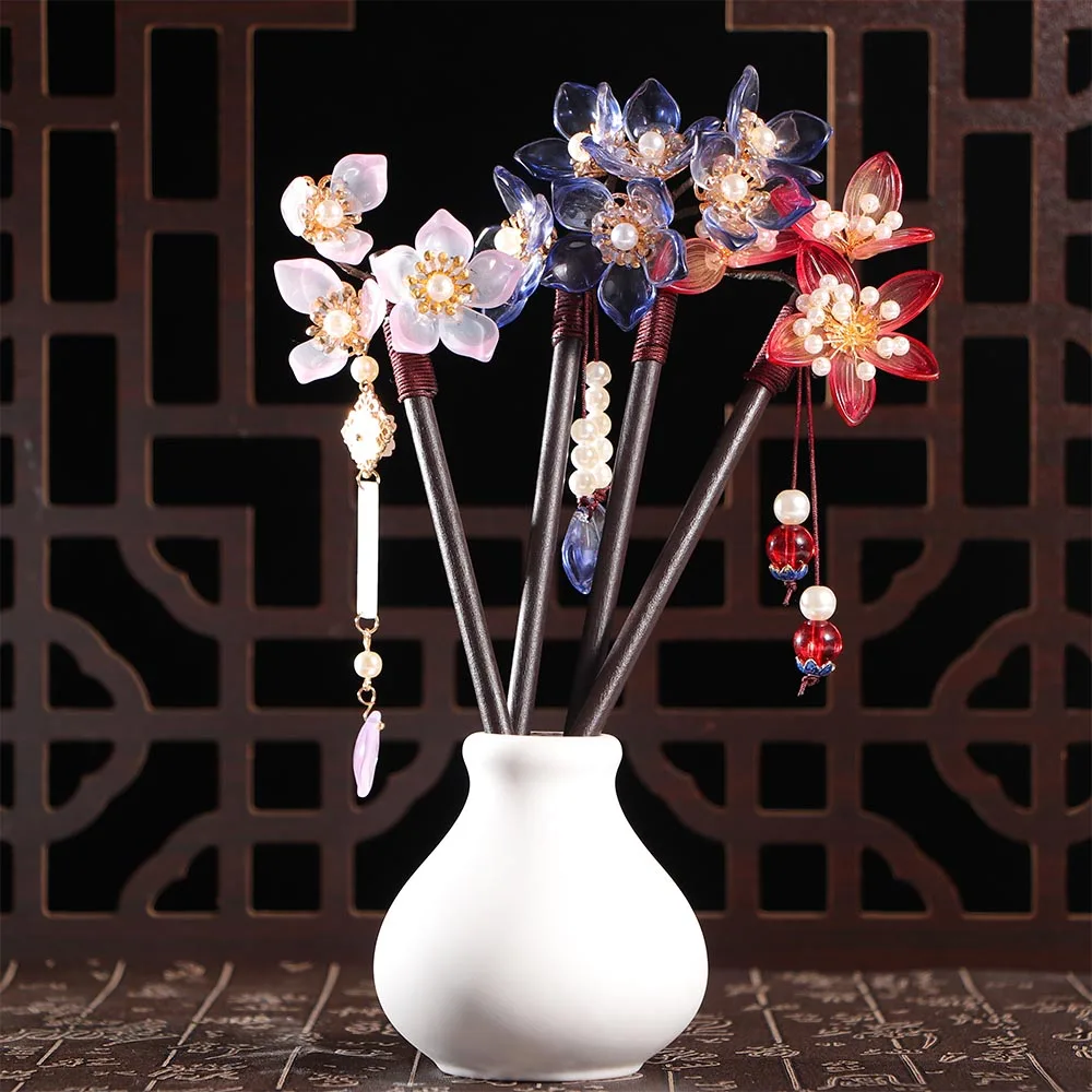 

Vintage Feminine Headdress Wooden Hair Sticks Retro Handmade Flowers Hairpins Hair Clip Hair Jewelry for Women