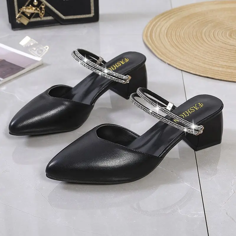 

Women's Sandal Fashion Point-toe Medium Heel Large Size Muller Style Ladies' Slips Fashion Diamond Tripstrap Ladies' Shoes