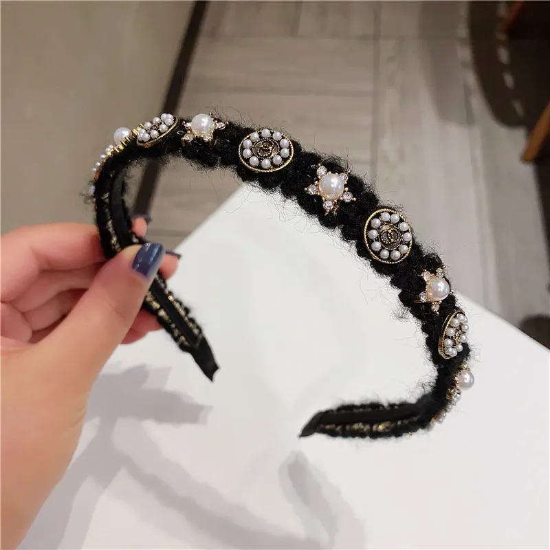 

Minar Baroque Crystal Rhinestones Headband for Women 2021 Luxury Black Velvet Pearl Wide Brimmed Hair Band Accessories Headwear
