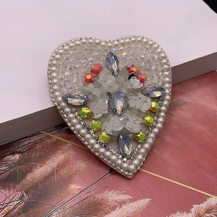 

Handmade Beaded Pearl Rhinestones Love Patch Decorative Jewelry Clothing Bags Bead Heart Applique DIY Accessories