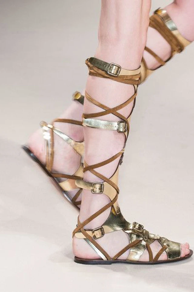 Женские сандалии на плоской подошве с ремешком из кожи питона летние сапоги до