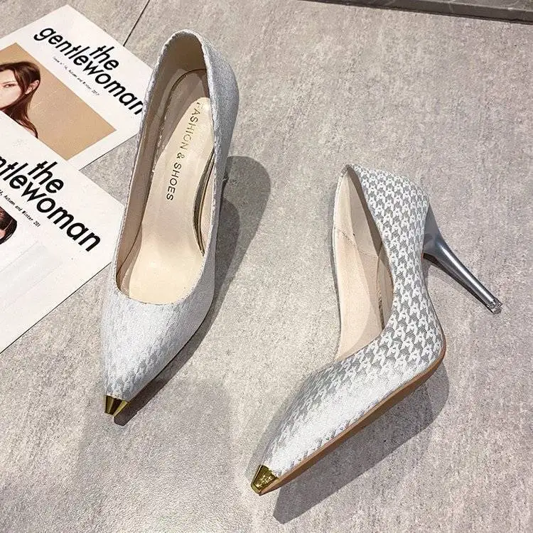 

2021 new summer shallow mouth pointed toe stiletto high heels female black silver heel 9CM large size 40 41