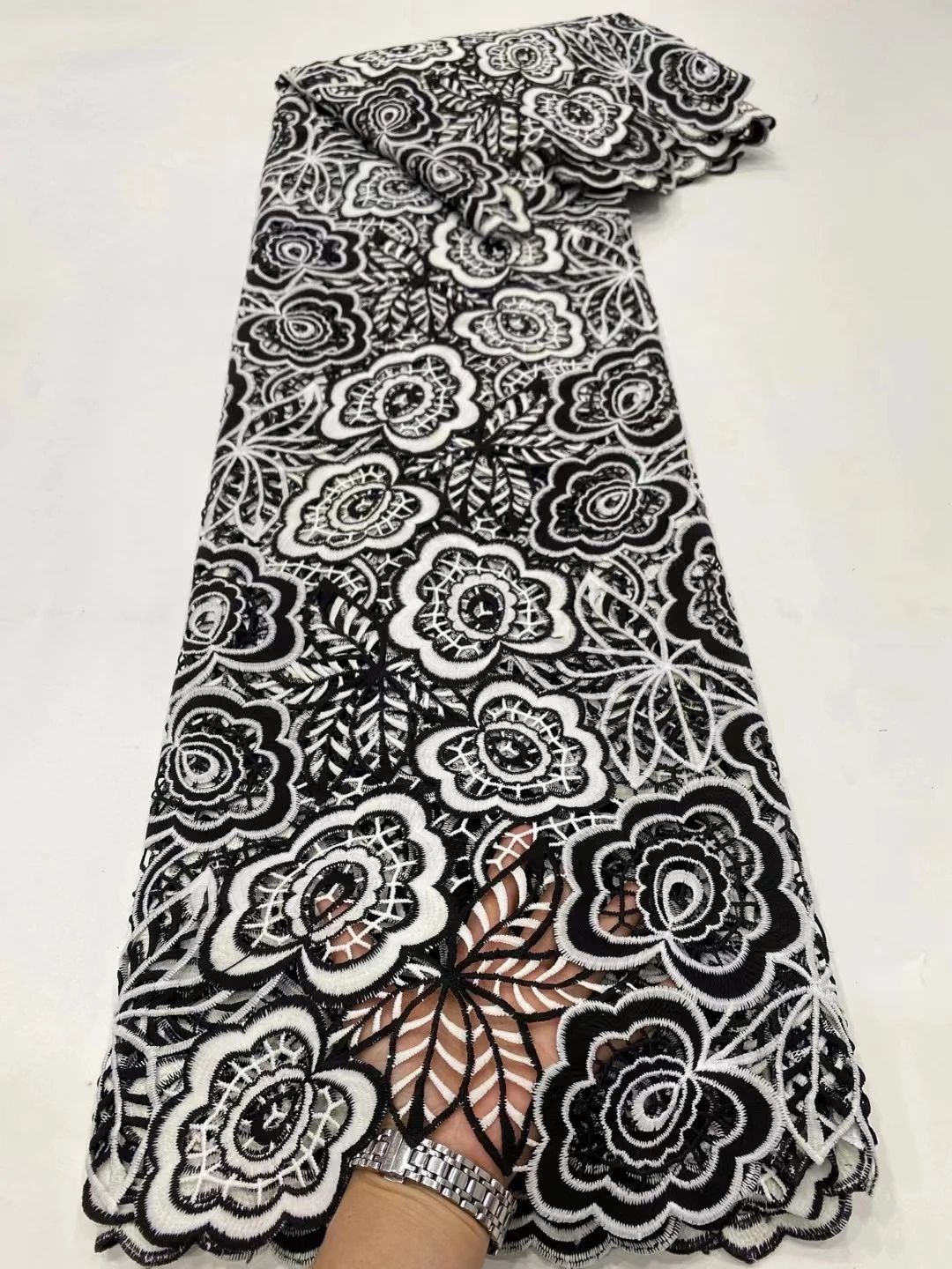 

High quality water soluble tissue skin friendly cord laces African guipure lace fabric party dress DIY cord laces fabrics