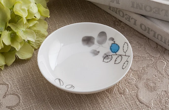 2021 Fashion Ceramic Dishes Home Tableware Bone China Set Rice Bowl Kitchen Dish Simple Classical Gift Dinnerware Sets |
